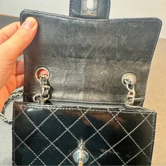 Chanel Vintage Glossy Black Quilted Mini Bag - Picture 6 of 12